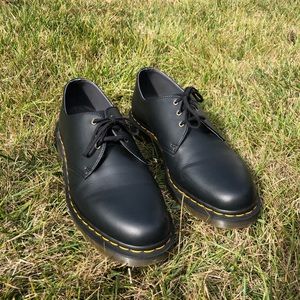 Unisex 1461 (Vegan!) Dr Martens 3 Eye Shoe Boot